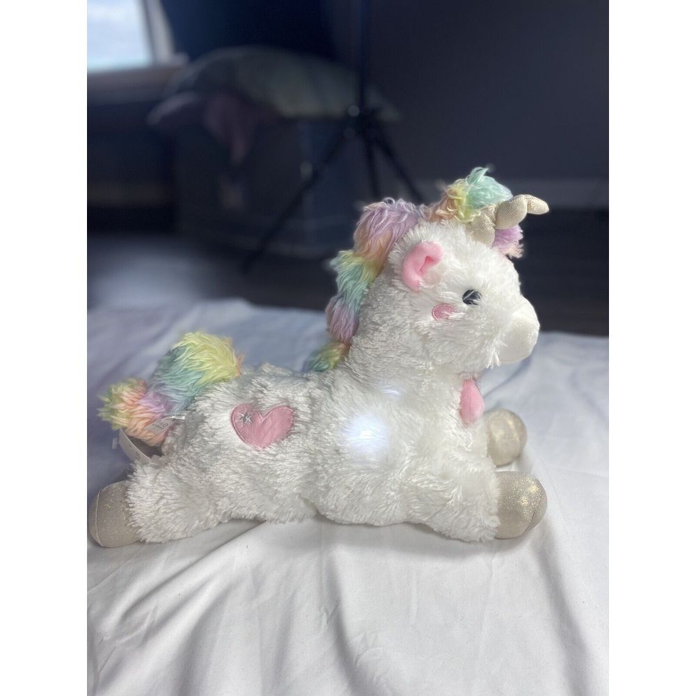 FAO Swartz White Unicorn Light Up Color Changing Music Plush Toy 🦄